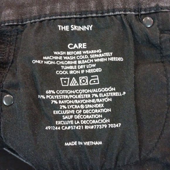 Ann Taylor Black Capri Jeans Petite - Picture 3 of 4